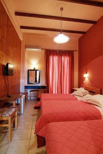 Hotel Varonos