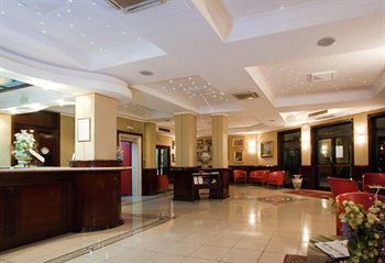 Hermitage Capua Hotel