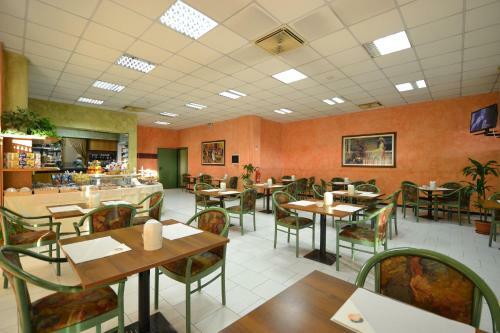 Sun Hotel