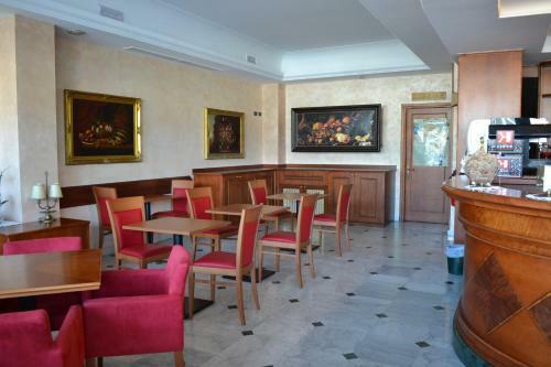 Sun Hotel