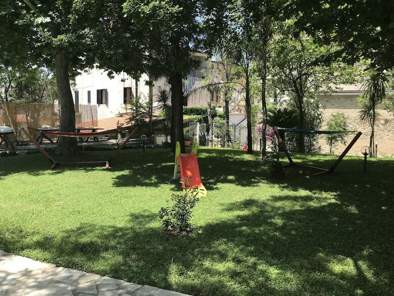 Silica Residence Hotel