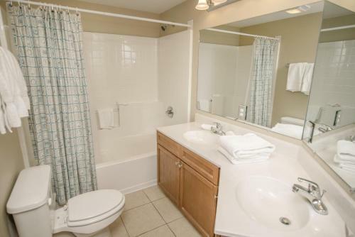 Coconut Grove 204 Villa