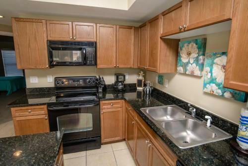 Coconut Grove 204 Villa