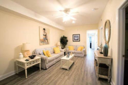 Coconut Grove 204 Villa