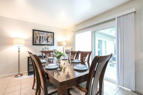 Rock On! 3br/2ba