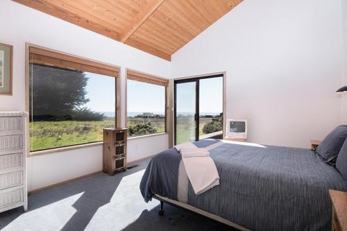 Urban Escape Home