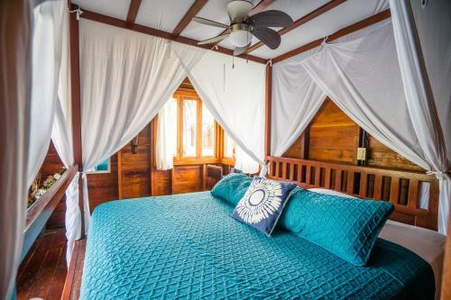 Villa Eclypse De Mar Acqua Lodge