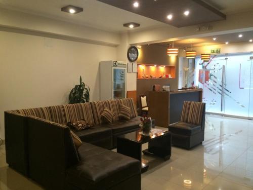 Hotel Tambo Real