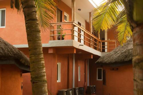 Hotel Oasis Beach Resort
