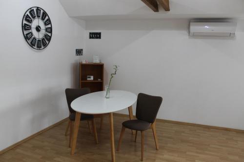 Ana Apartment
