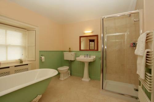 Bed & Breakfast Corrib House Guest Accommodation