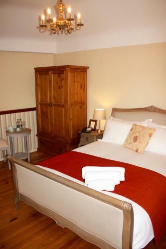 Bed & Breakfast Corrib House Guest Accommodation
