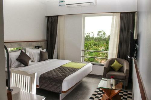 Hotel Shivas Gateway