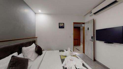 Hotel Shivas Gateway