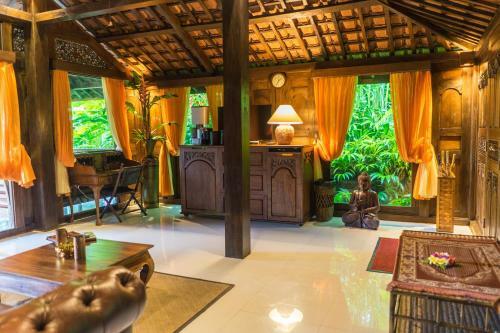 Hotel Alassari Plantation