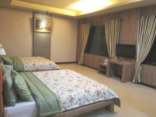 Green Wattana Hotel, Sentul City