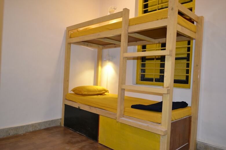 Albergue Bombay Backpackers