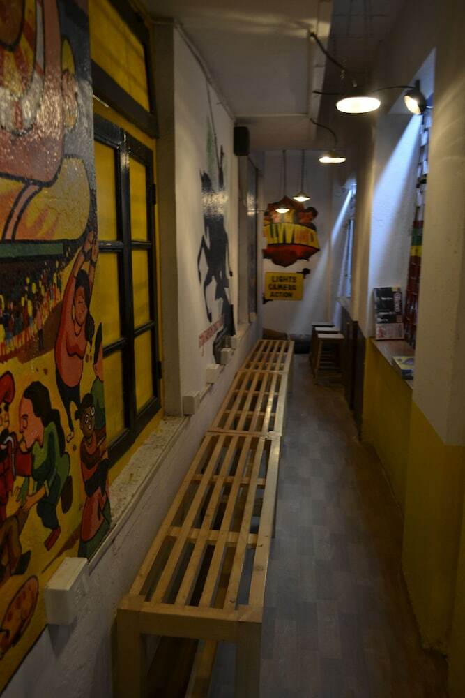 Albergue Bombay Backpackers