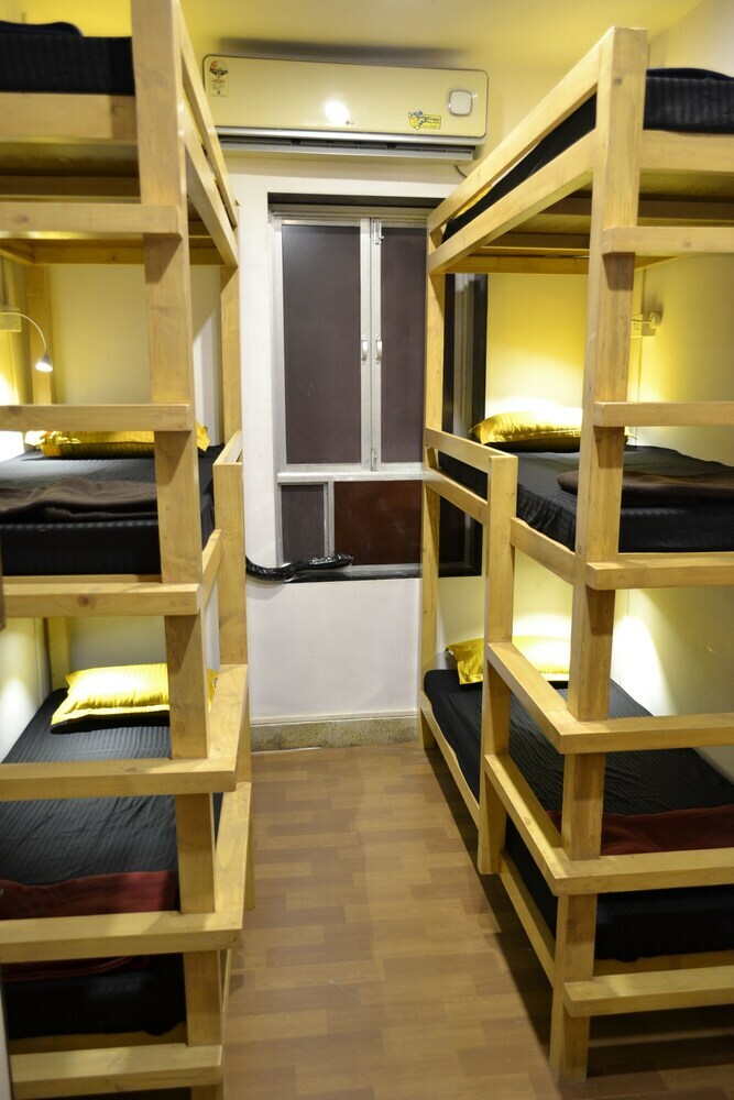 Albergue Bombay Backpackers