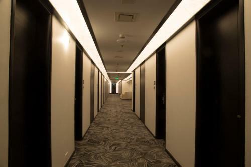 The E Hotel At Eskay Resorts