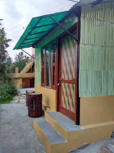 Dhamot Homestay