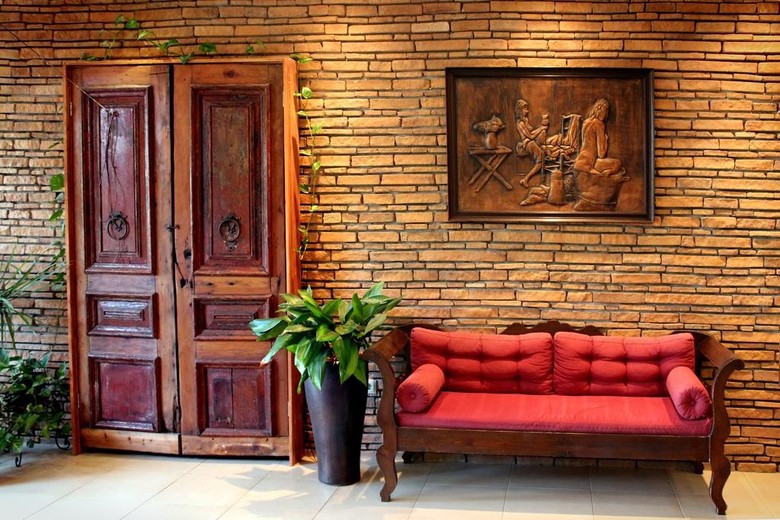 Philoxenia Hotel & Studios