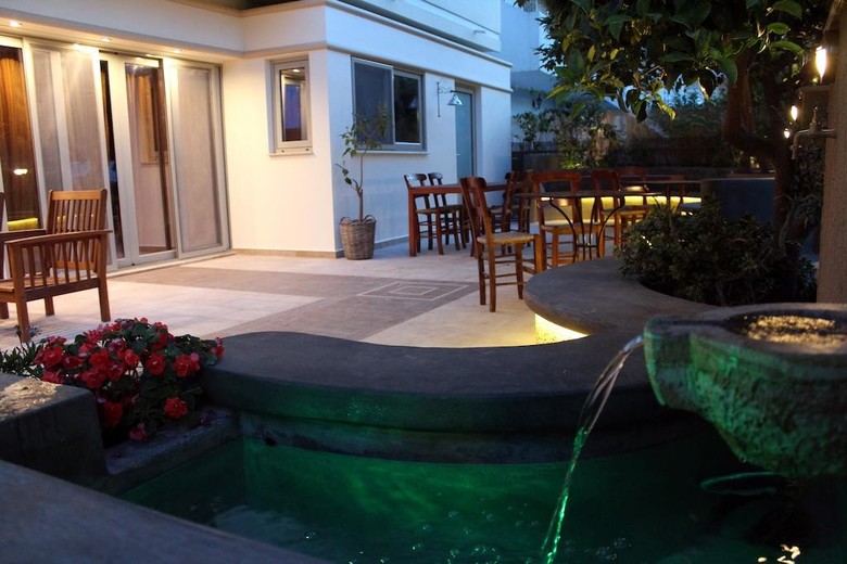 Philoxenia Hotel & Studios