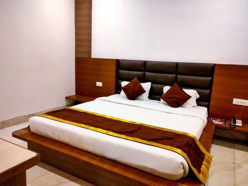 Hotel Grand Tapovan