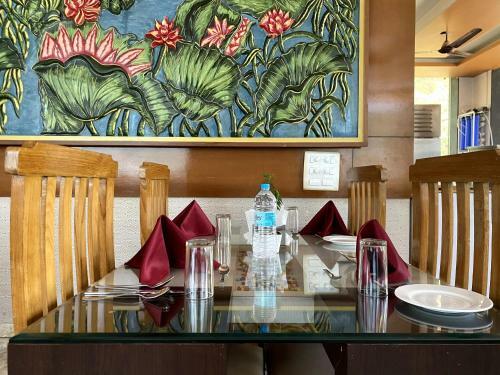 Hotel Grand Tapovan