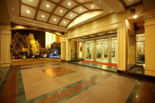 Hotel Midtown Grand