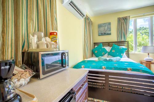 Sebastian's On The Beach Hotel