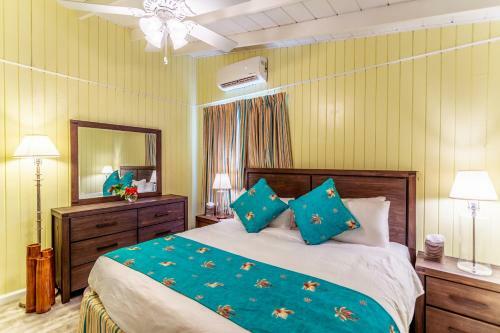 Sebastian's On The Beach Hotel