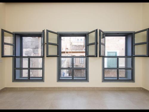 Authentic Apartment In Acre