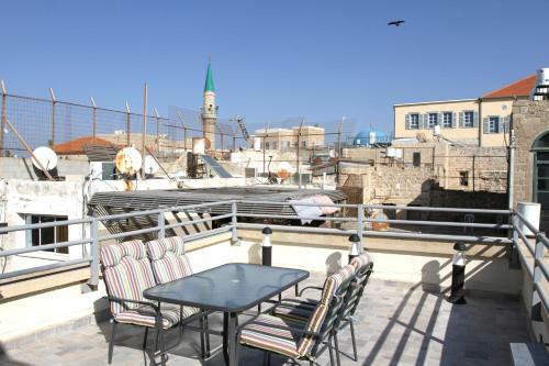 Authentic Apartment In Acre