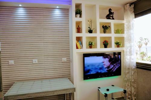 Apartamento Two Bedroom By The Sea On Genosar Str.