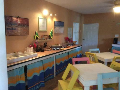 Hotel Castaways Villa
