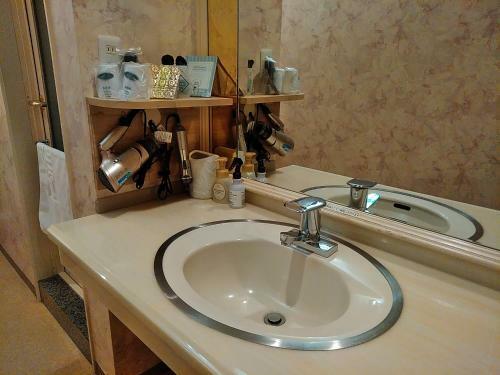 Hotel Liberty Kochi (Adult Only)