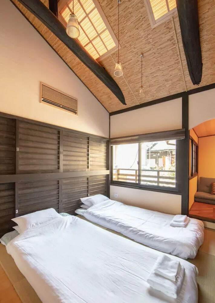 Yadoya Mibu Hakuou