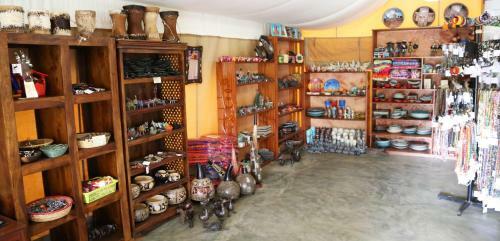 Wildebeest Eco Camp