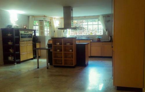Hostal Adies Garden Suites