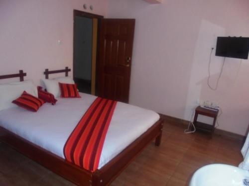 Donnies Hotel