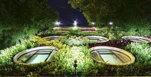 Flora By Crossroads Hotel