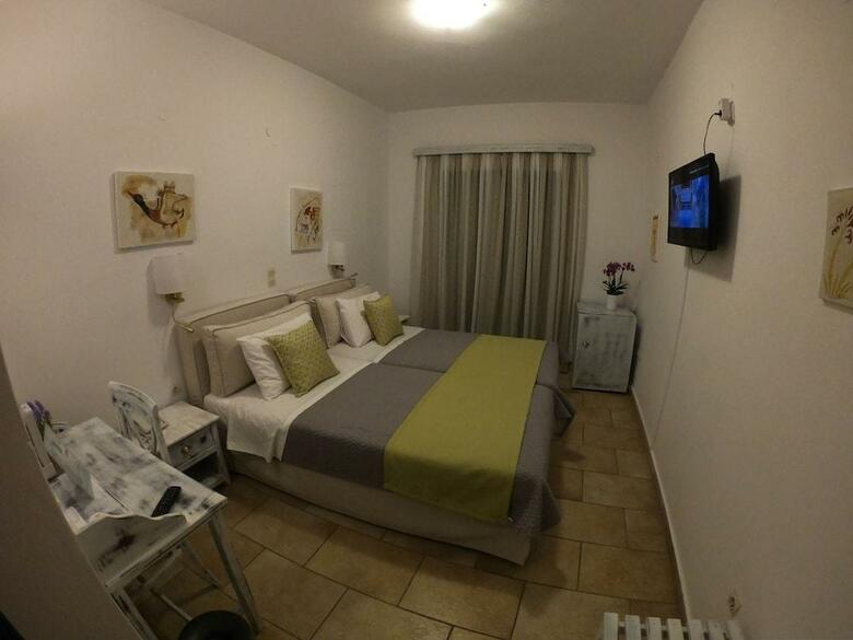 Hotel Mathios Village