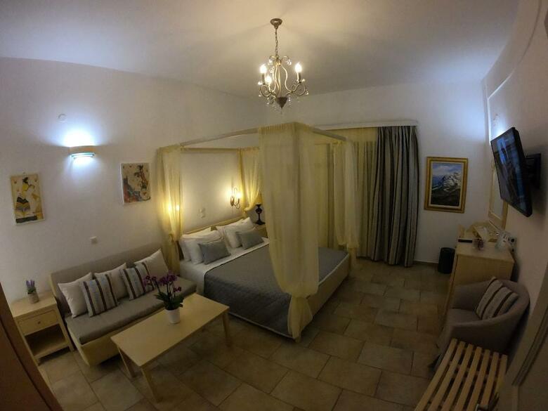 Hotel Mathios Village