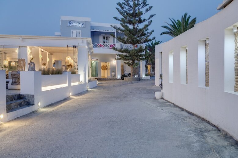 Hotel Benois