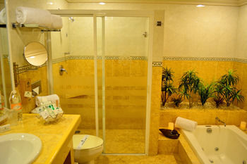 Hotel Suites Layfer