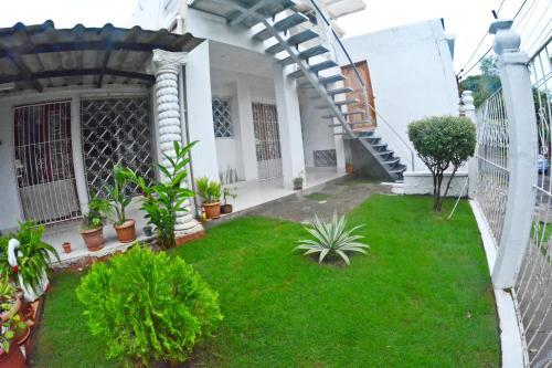 Bed & Breakfast Hostal Santa Martha