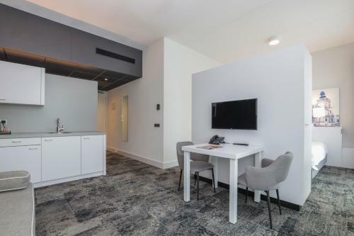 Hampshire Hotel - Fitland Oss