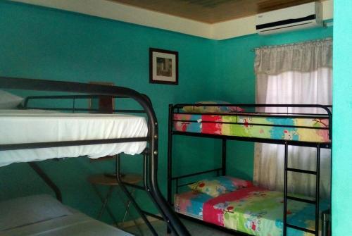 Oceans Hostal