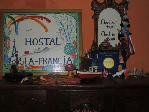 Albergue Isla Francia